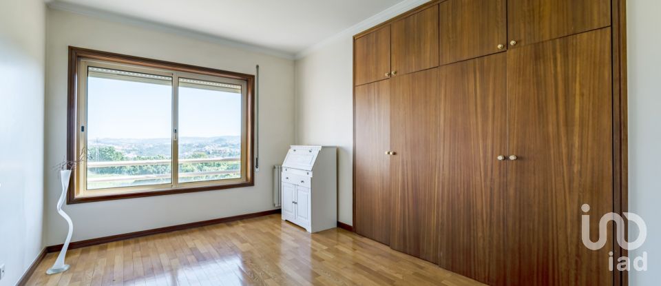 Apartamento T3 em Vilar de andorinho de 150 m²