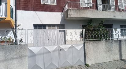 Maison de campagne T0 à Lagoaça e Fornos de 126 m²
