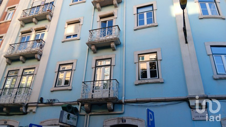 Apartment T5 in Avenidas Novas of 100 m²