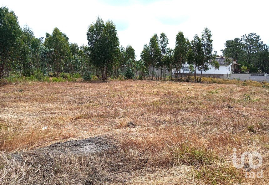 Terreno para construção em Marinha Grande de 1 141 m²