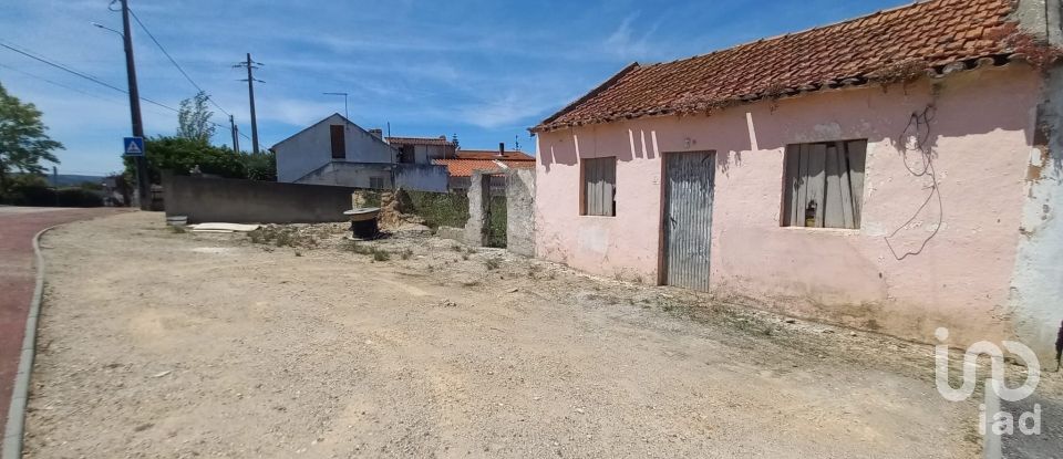 Maison de village T2 à Lamas e Cercal de 54 m²