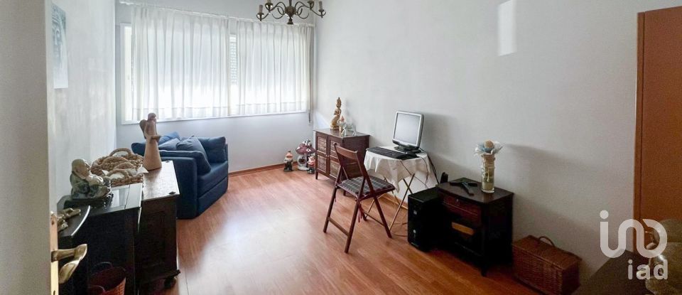 Apartment T3 in Mafamude e Vilar do Paraíso of 135 m²