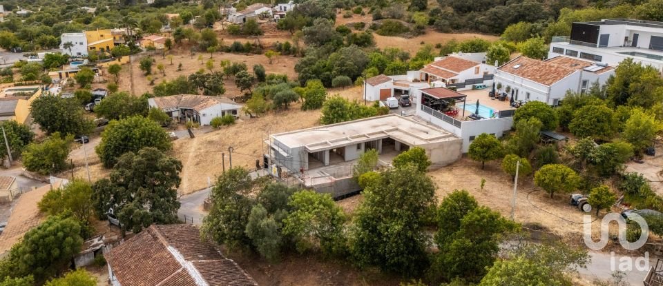 Casa / Villa T3 em São Brás de Alportel de 432 m²