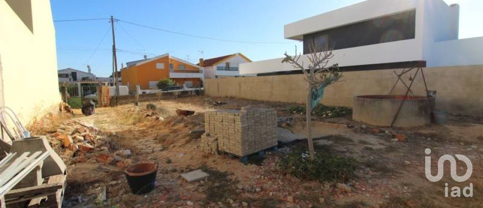 Land in Palhais e Coina of 410 m²