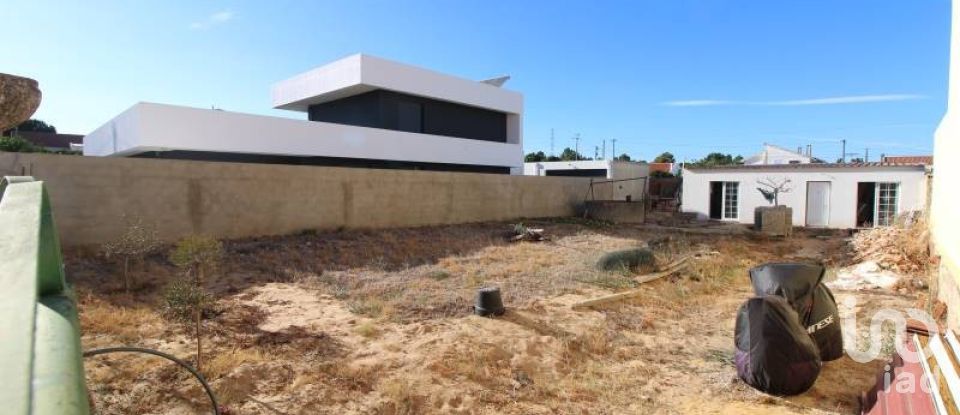 Land in Palhais e Coina of 410 m²