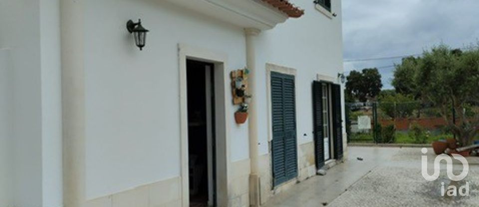 Casa / Villa T4 em Santo António da Charneca de 170 m²