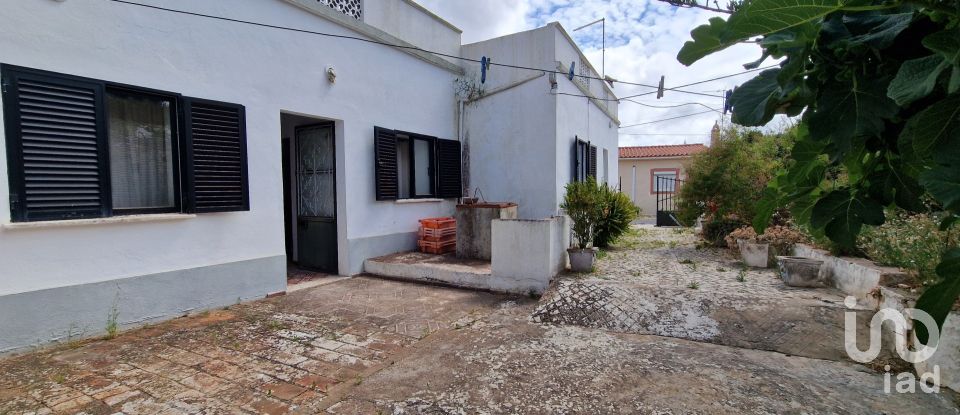 Maison traditionnelle T2 à Santa Bárbara de Nexe de 106 m²