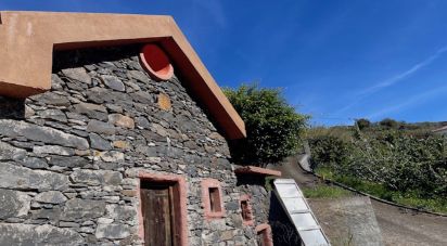 Traditional house T2 in Canhas of 69 m²