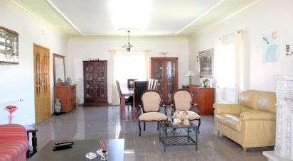 Casa / Villa T5 em Venda do Pinheiro e Santo Estêvão das Galés de 294 m²