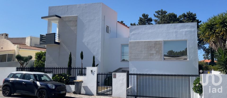 Maison T6 à Corroios de 300 m²