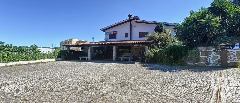 Restaurante em Recarei de 343 m²