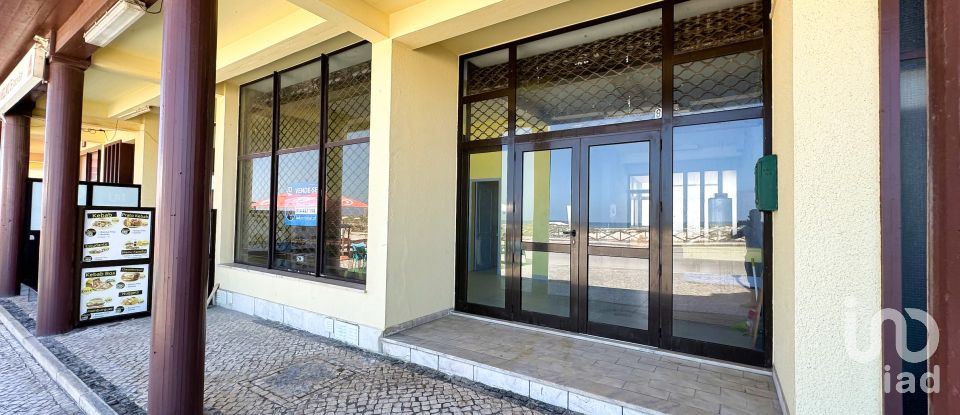 Loja / Estabelecimento Comercial em Vieira de Leiria de 101 m²