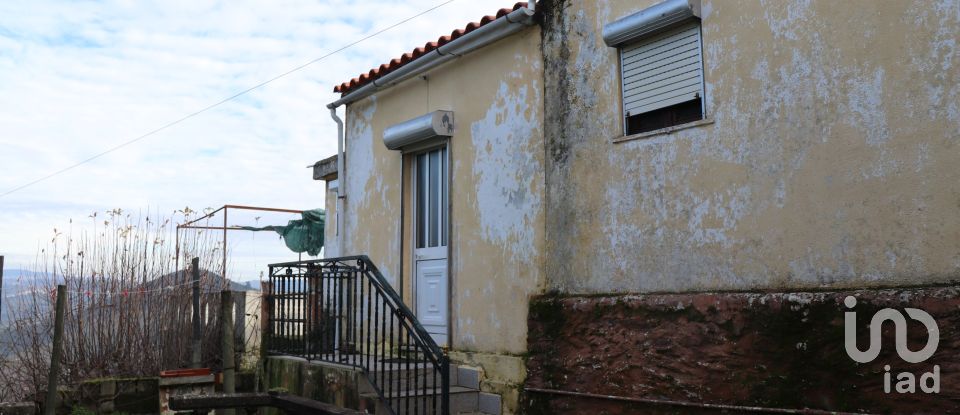 Maison de village T3 à Valença do Douro de 50 m²