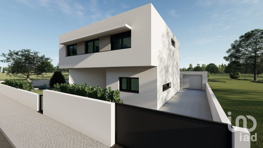 Maison T5 à Charneca De Caparica E Sobreda de 209 m²