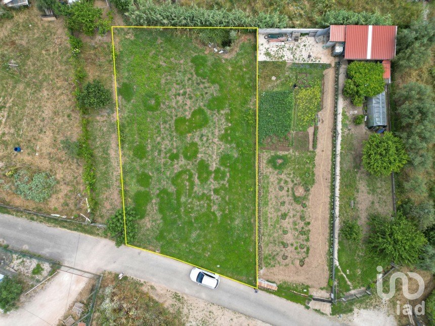 Agricultural land in Miranda do Corvo of 580 m²