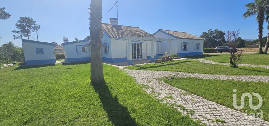 House T4 in Azeitão (São Lourenço e São Simão) of 152 m²