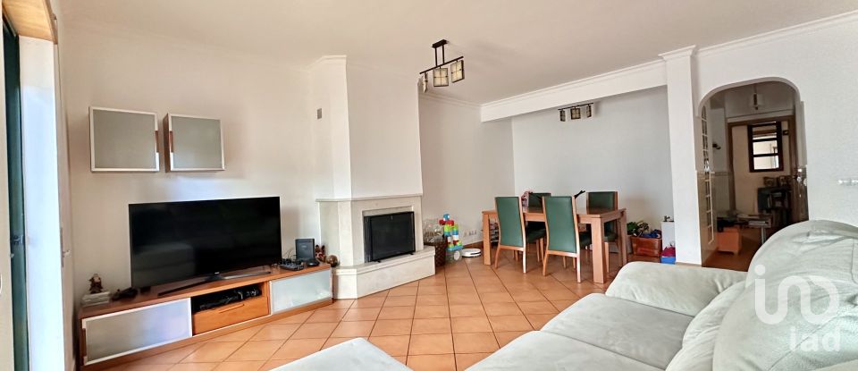 Appartement T3 à Faro (Sé e São Pedro) de 129 m²