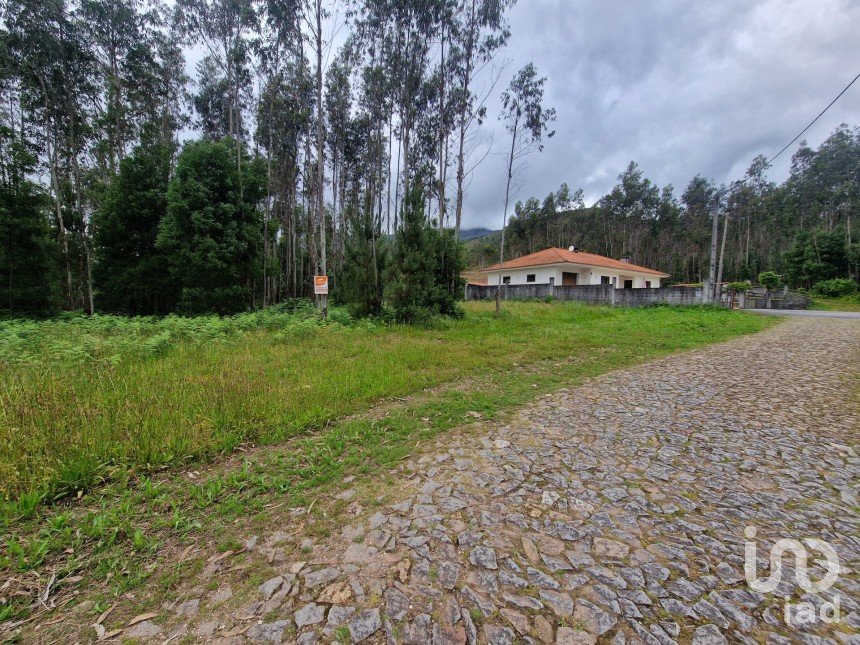 Terrain agricole à São Pedro D'Arcos de 660 m²