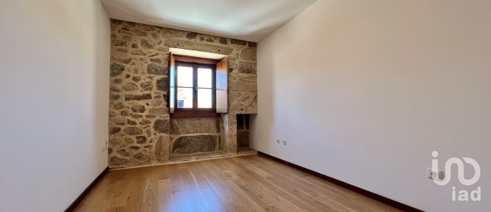 Village house T4 in Gouviães e Ucanha of 319 m²