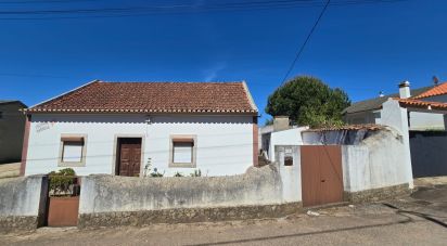 House T2 in Lamas e Cercal of 121 m²