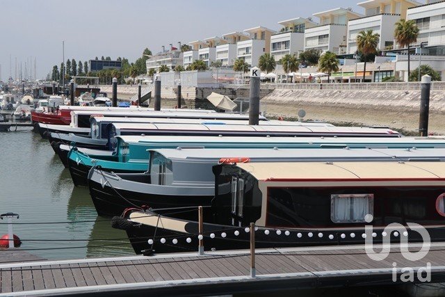 Péniche T2 à Parque das Nações de 68 m²