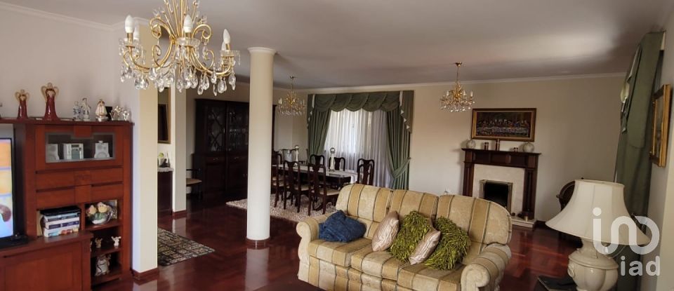 Lodge T3 in São Martinho of 187 m²