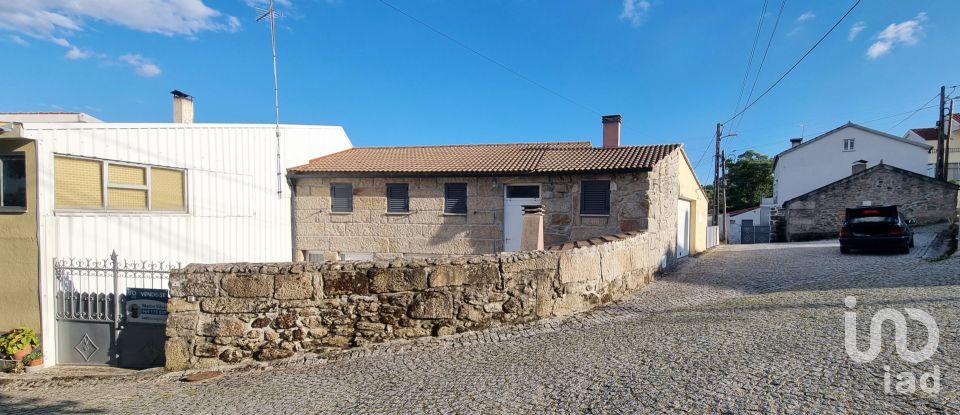 Village house T3 in Pêra do Moço of 252 m²