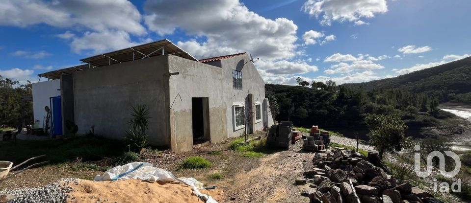 Maison de village T3 à São Bartolomeu de Messines de 122 m²