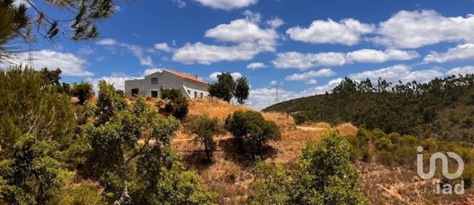 Maison de village T3 à São Bartolomeu de Messines de 122 m²