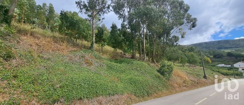Building land in Lamas e Cercal of 2,400 m²