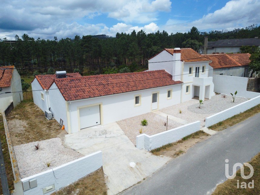 Village house T3 in Gondemaria e Olival of 220 m²