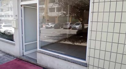 Boutique/Local commercial à Monção e Troviscoso de 62 m²