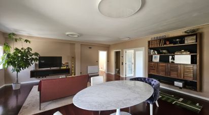 Bâtiment à Lordelo de 493 m²