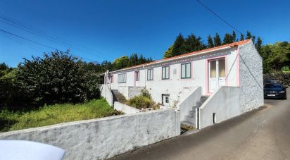 Traditional house T3 in Lajes do Pico of 209 m²