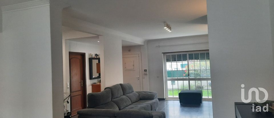 Casa / Villa T4 em Rio de Mouro de 219 m²