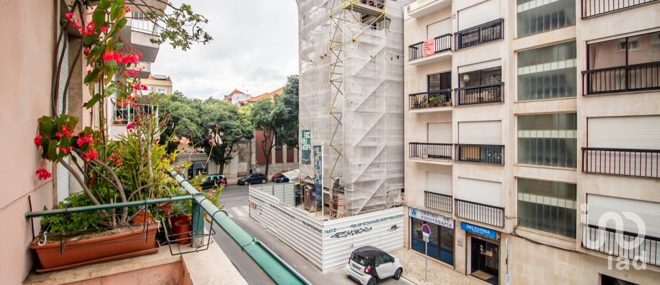 Apartamento T2 em Campo de Ourique de 74 m²