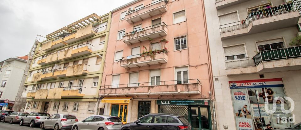 Apartment T2 in Campo de Ourique of 74 m²