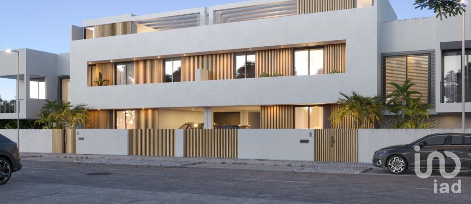 House T4 in Tavira (Santa Maria e Santiago) of 325 m²