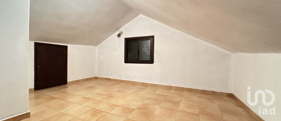 Maison de village T6 à Pínzio de 360 m²