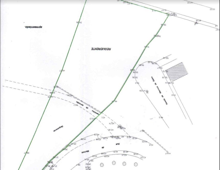 Terreno para construção em Sandim, Olival, Lever e Crestuma de 2 900 m²