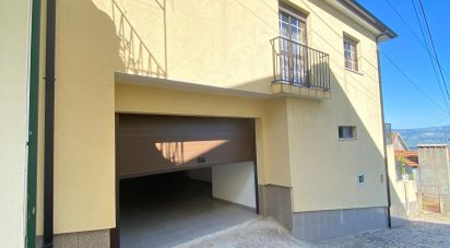 Maison de village T3 à Vila Marim de 235 m²