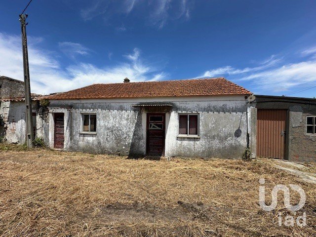 Maison traditionnelle T3 à Marinha Grande de 80 m²