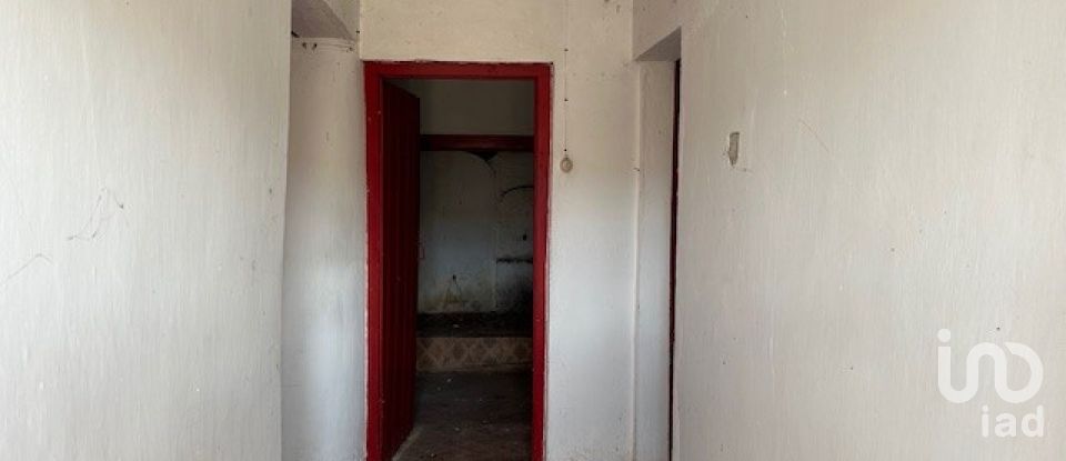 Casa tradicional T3 em Marinha Grande de 80 m²