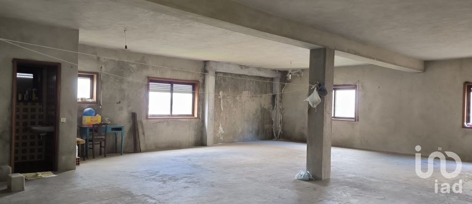 Demeure T4 à Sandim, Olival, Lever e Crestuma de 134 m²