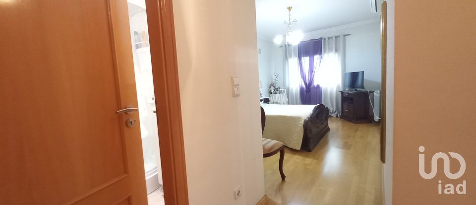 Appartement T3 à Odivelas de 158 m²