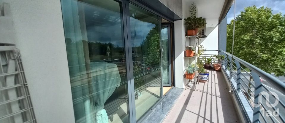 Appartement T3 à Odivelas de 158 m²