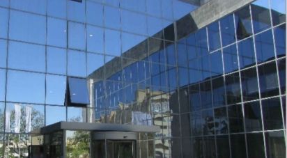 Shop / premises commercial in Carnaxide e Queijas of 360 m²