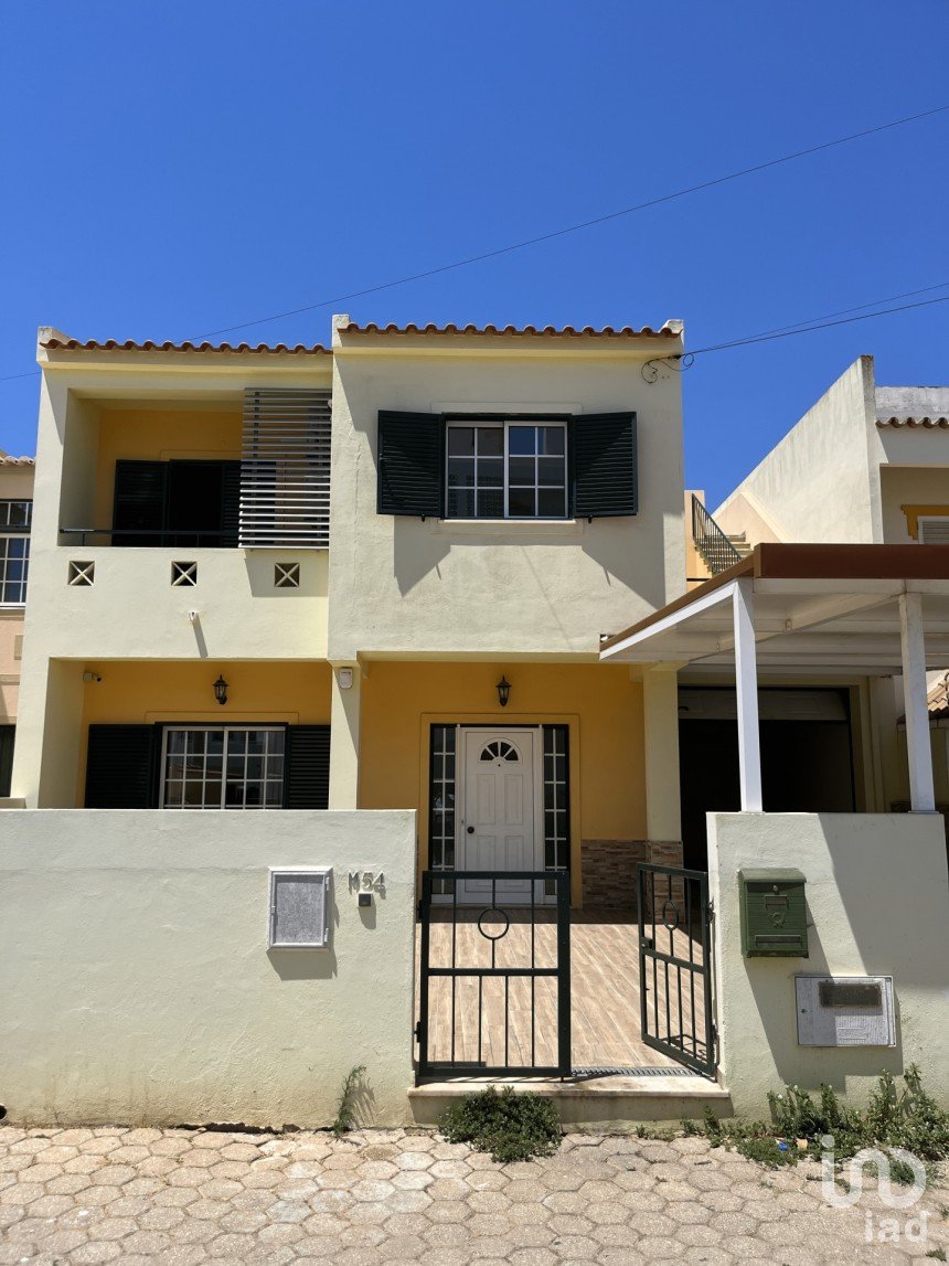 Casa / Villa T4 em Estômbar e Parchal de 171 m²