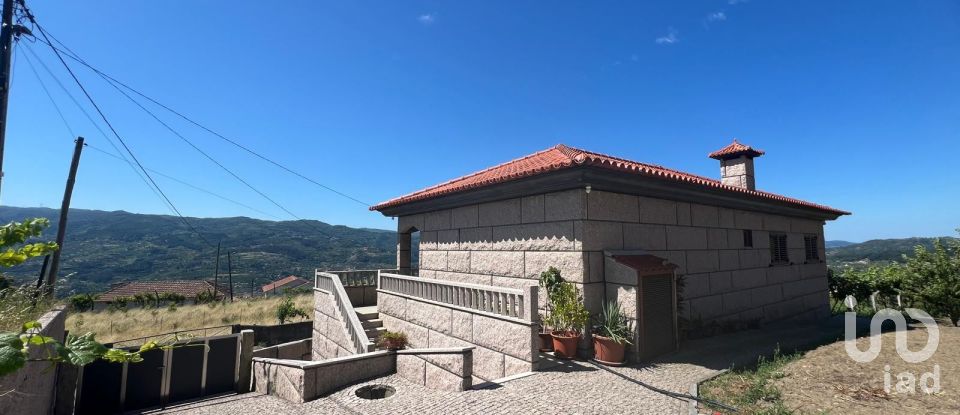 Lodge T4 in Santa Cruz do Douro e São Tomé de Covelas of 142 m²