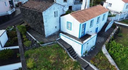 Casa / Villa T2 em Ribeiras de 120 m²